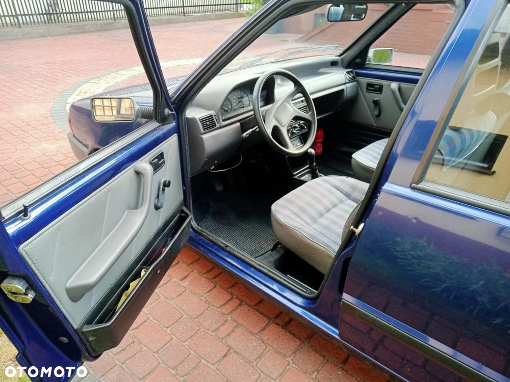 Fiat Uno - 8