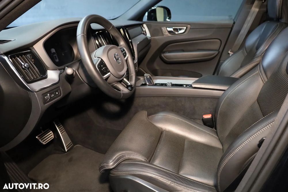 Volvo XC 60 T6 AWD Recharge Geartronic RDesign - 15