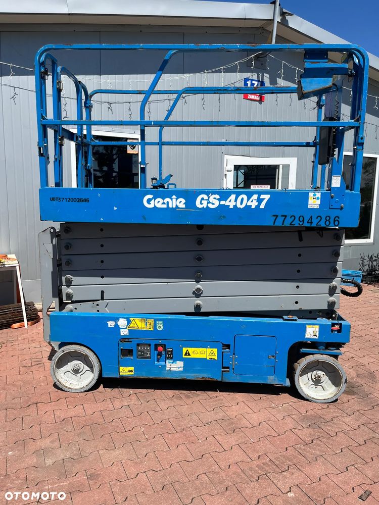 Genie GS -4047 - 6