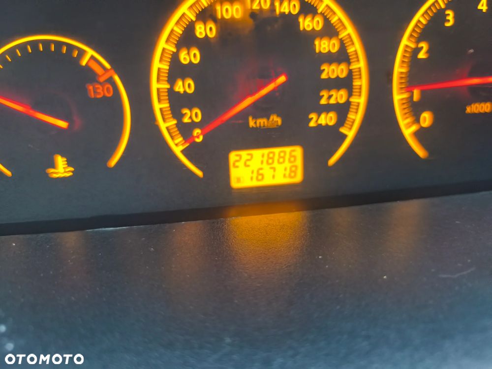 Nissan Primera 1.6 Visia - 39