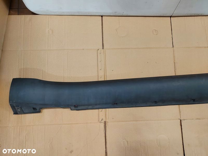 KIA SOUL II LISTWA PROGOWA NAKŁADKA PRAWA - 2