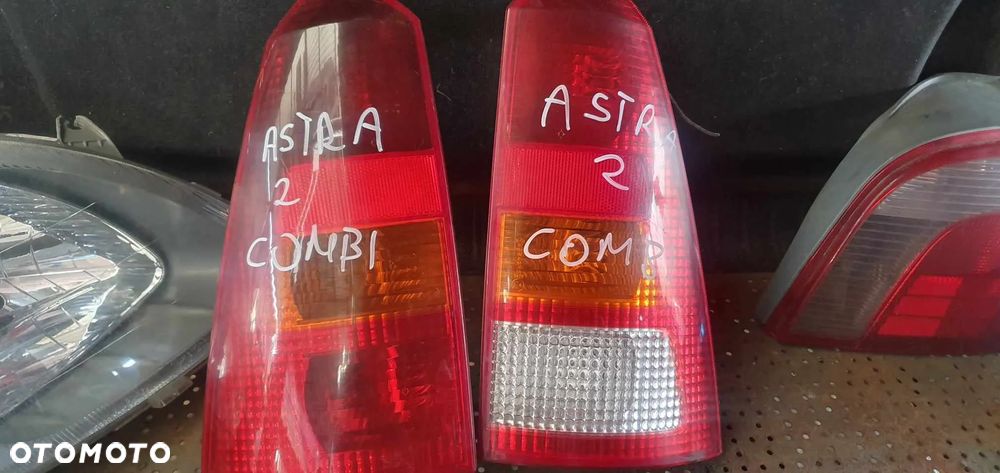 Opel Astra II Kombi Lampy tylne, lewa, prawa - 1