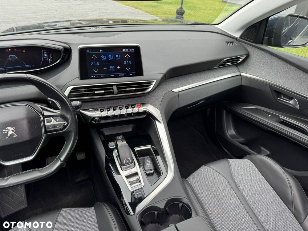 Peugeot 5008 2.0 BlueHDI GT S&S EAT8 - 17