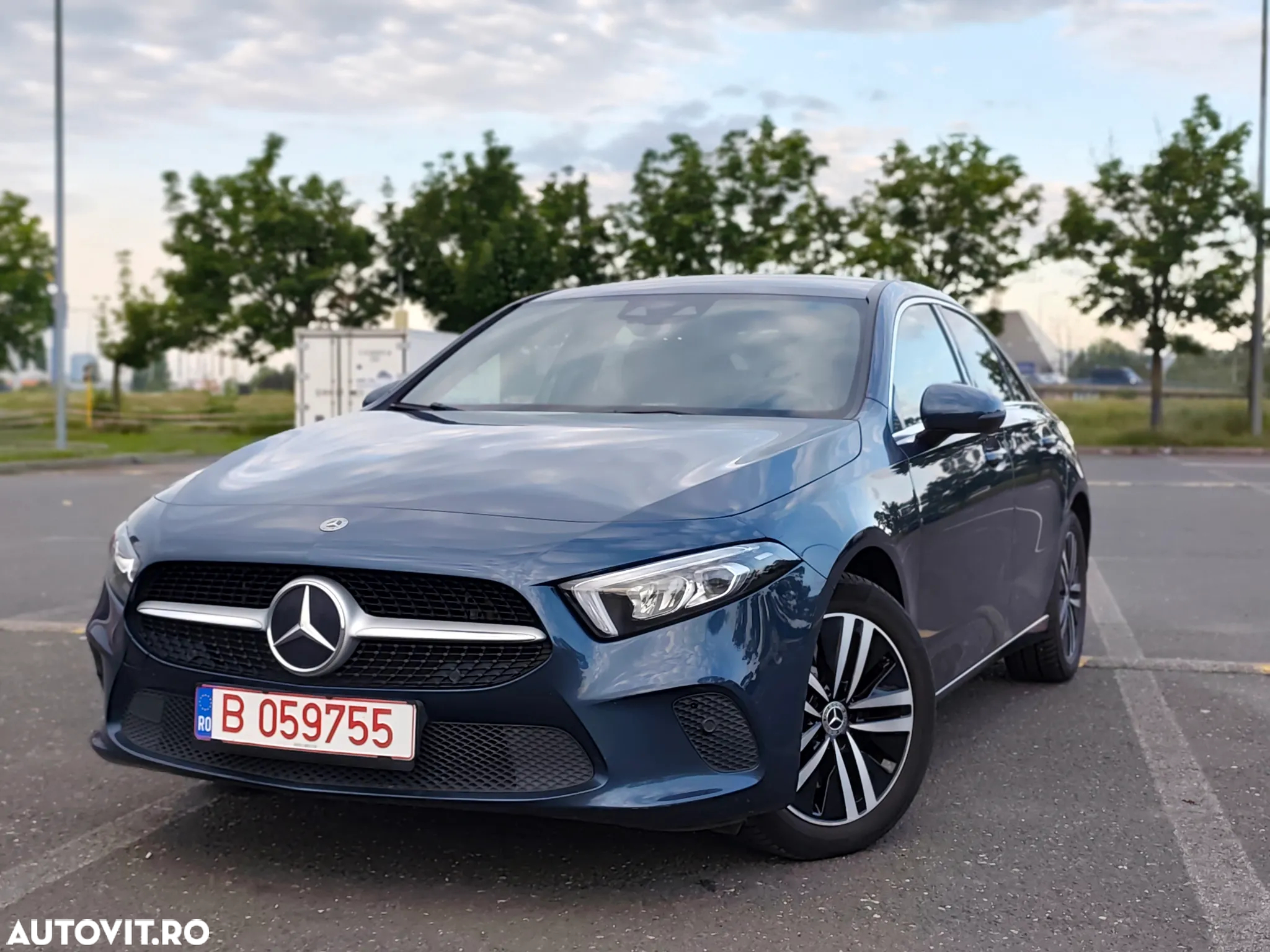 Mercedes-Benz A 250 e 8G-DCT Progressive - 3