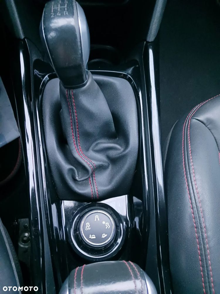 Peugeot 2008 PureTech 110 Stop&Start GT-Line Edition - 23