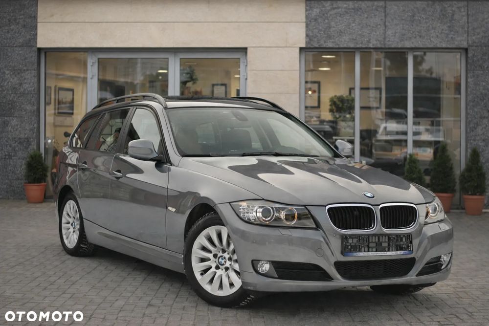 BMW Seria 3 320d DPF - 1