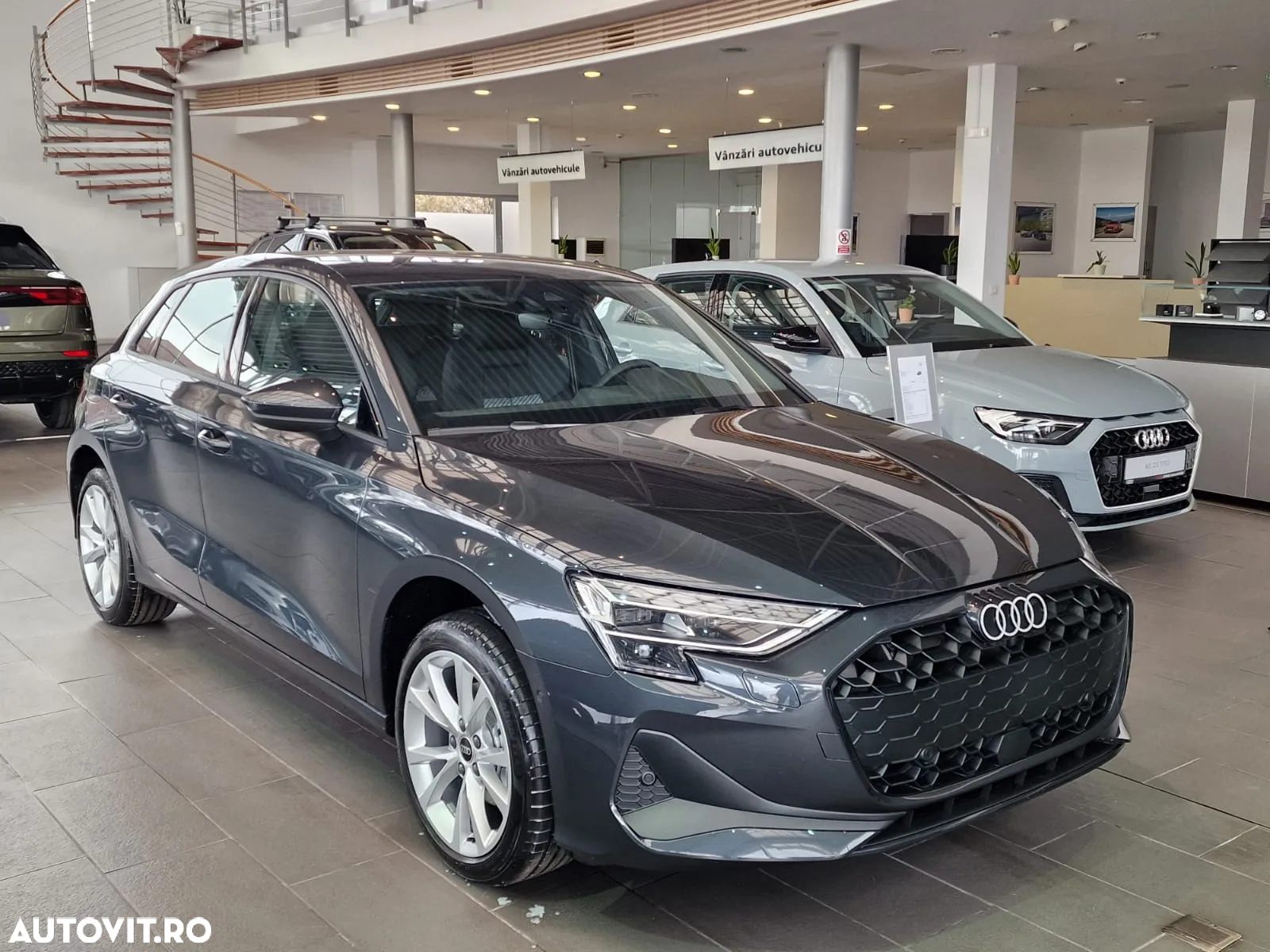 Audi A3 35 TFSI S tronic MHEV Basic - 2