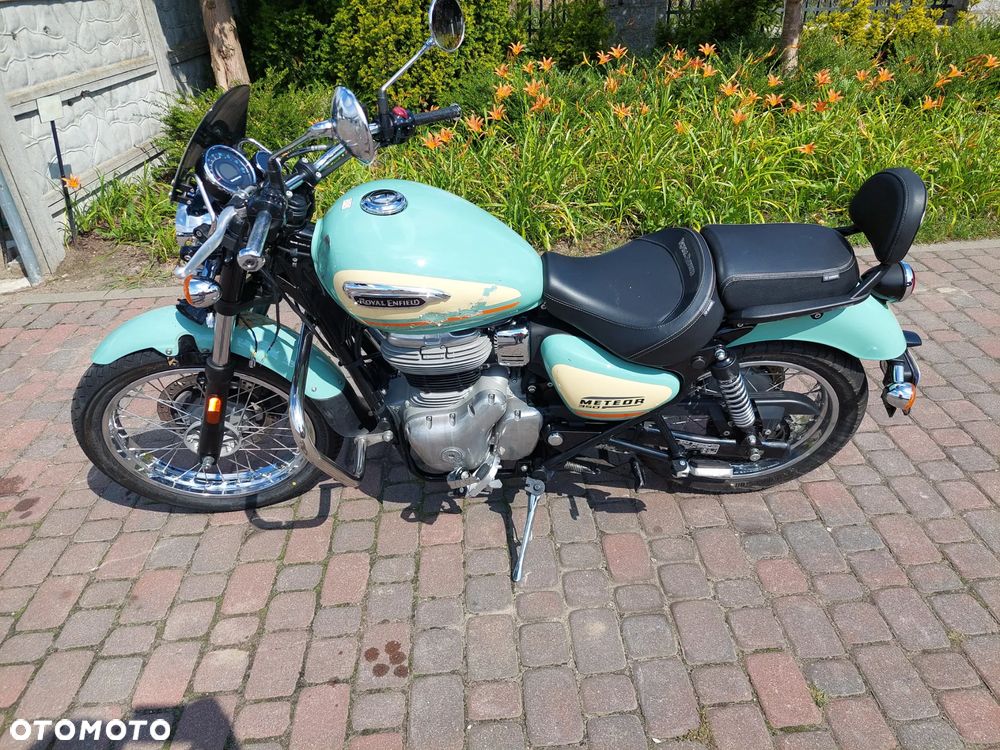 Royal Enfield Meteor - 2