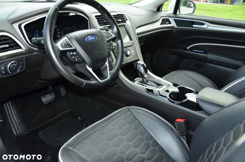 Ford Mondeo - 20