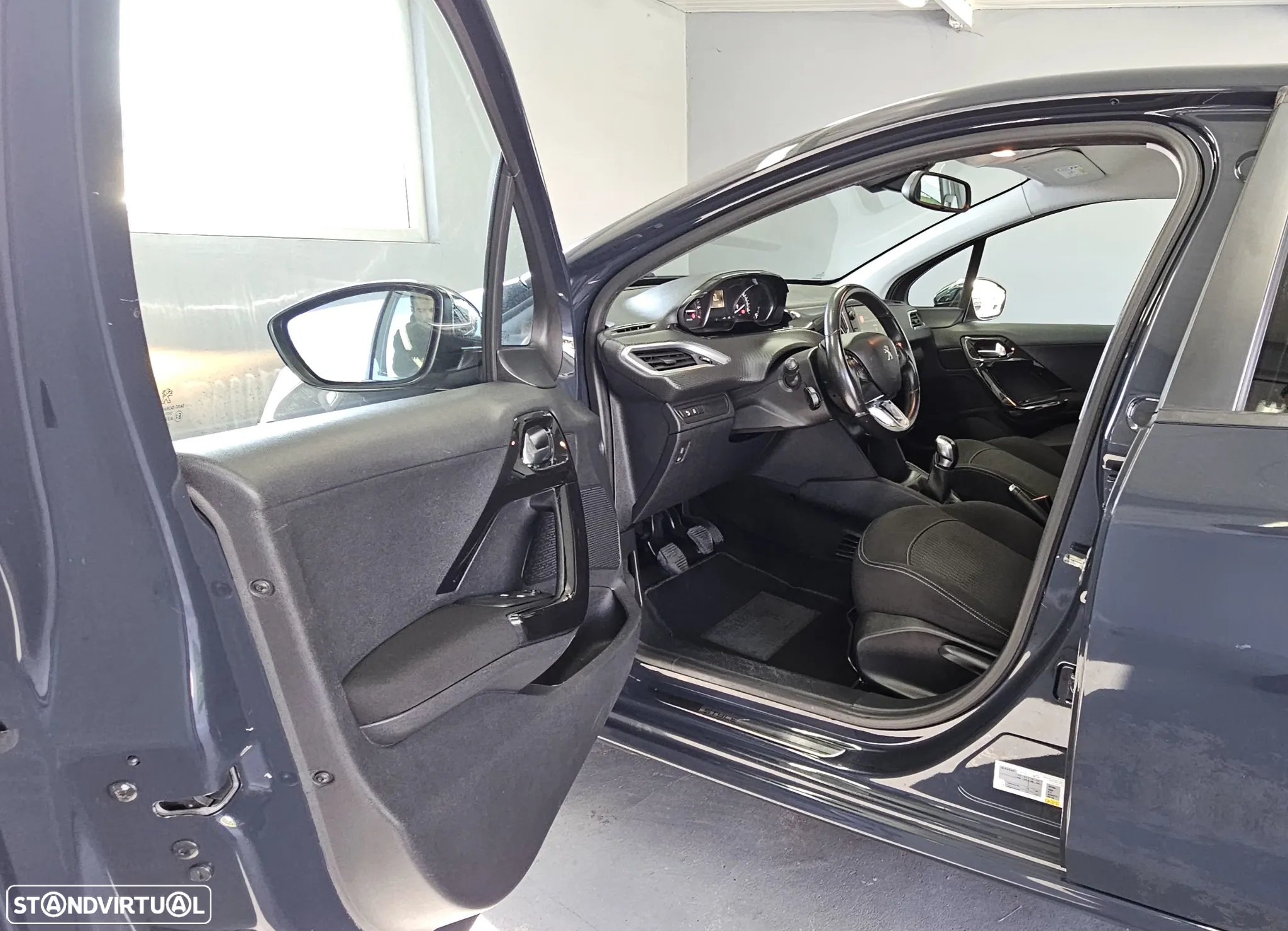Peugeot 208 1.2 PureTech Active - 11