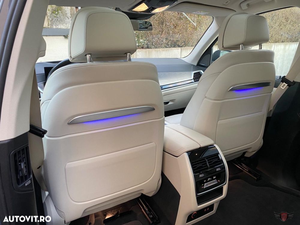 BMW X7 xDrive40d - 27