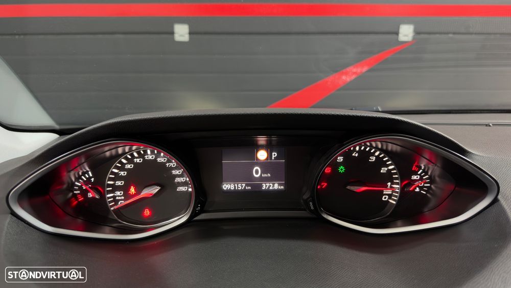 Peugeot 308 PureTech 130 GPF EAT8 Stop & Start Allure - 19
