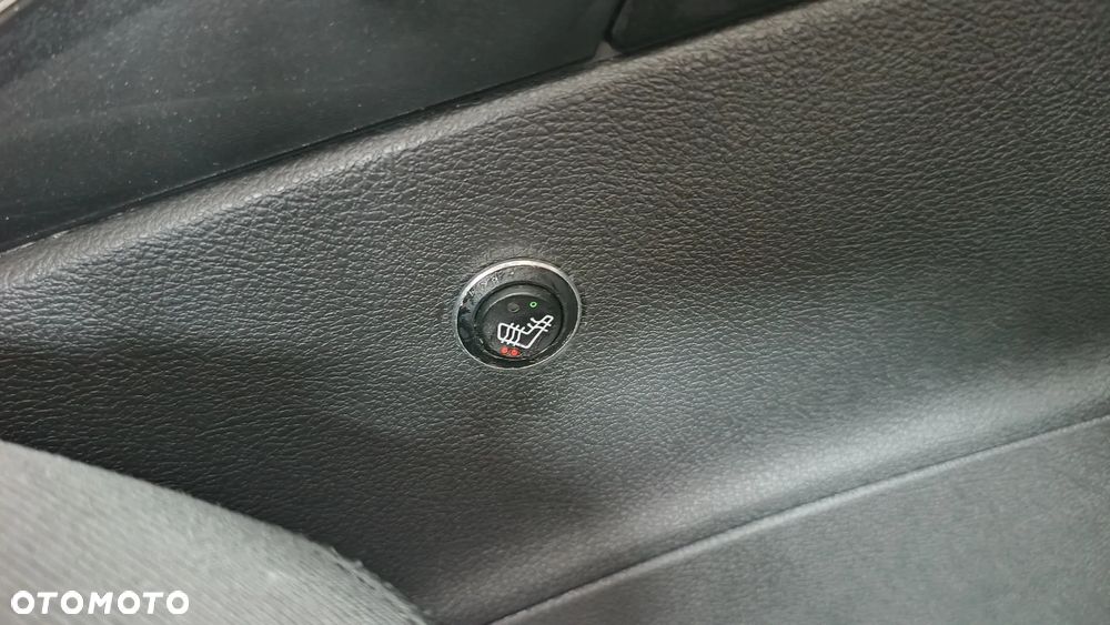 Ford Focus 1.5 EcoBoost Titanium ASS - 29