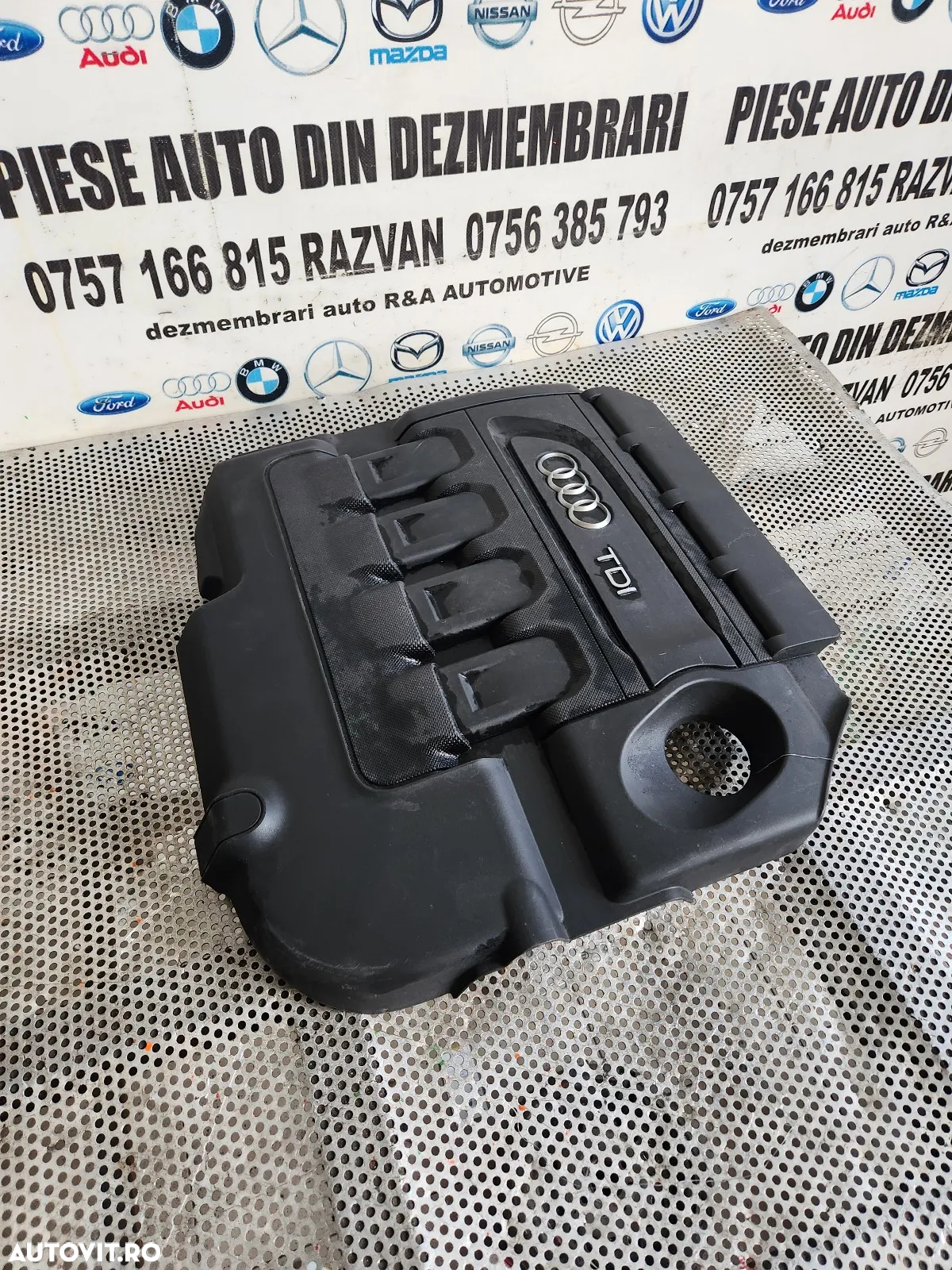 Capac Motor Audi A3 8V Q3 Q5 2.0 Diesel Motor CRL CRB Cod 04LA - Dezmembrez Arad - 4
