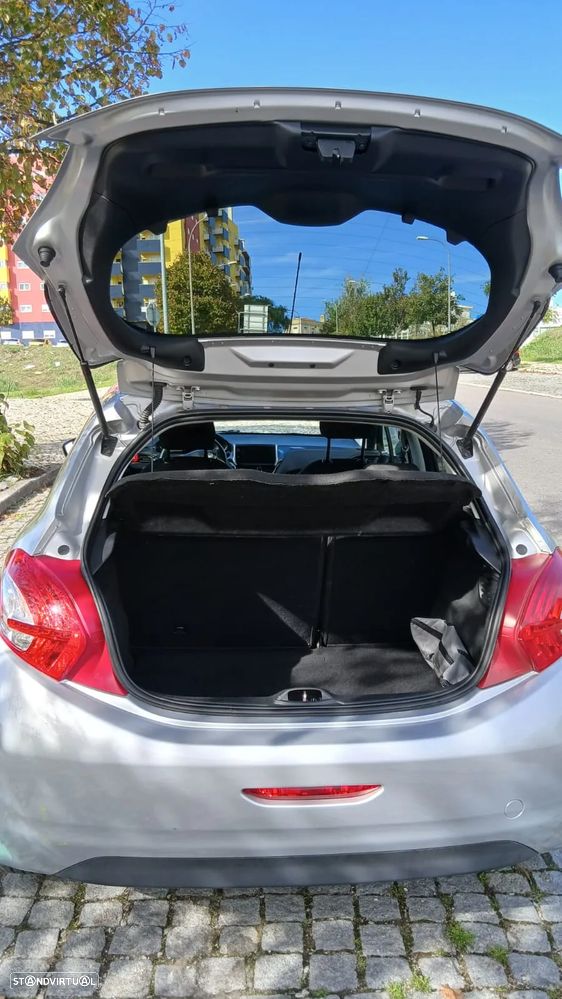 Peugeot 208 1.4 HDi Active - 5