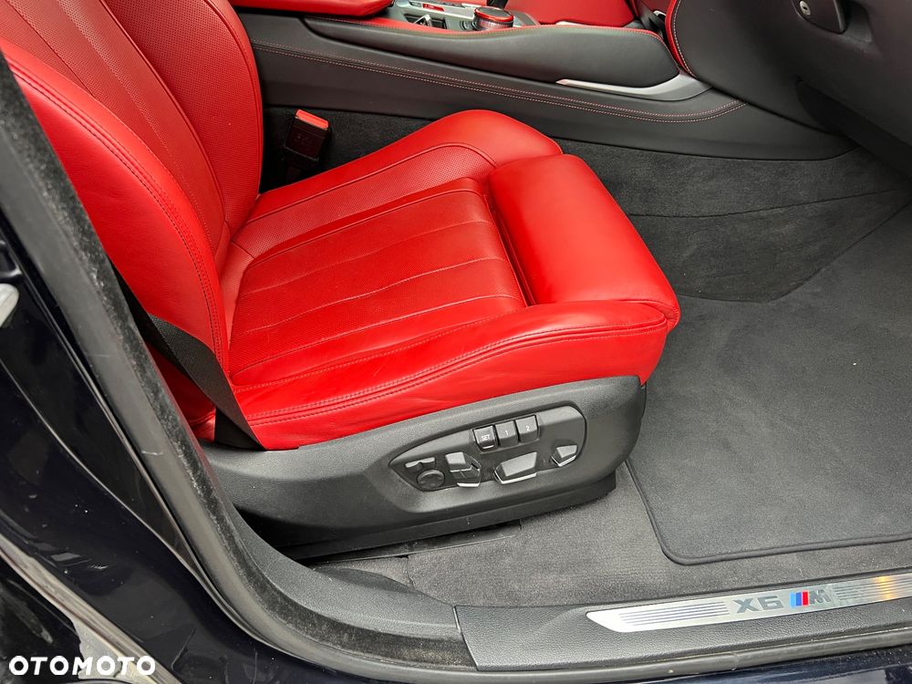 BMW X6M - 7