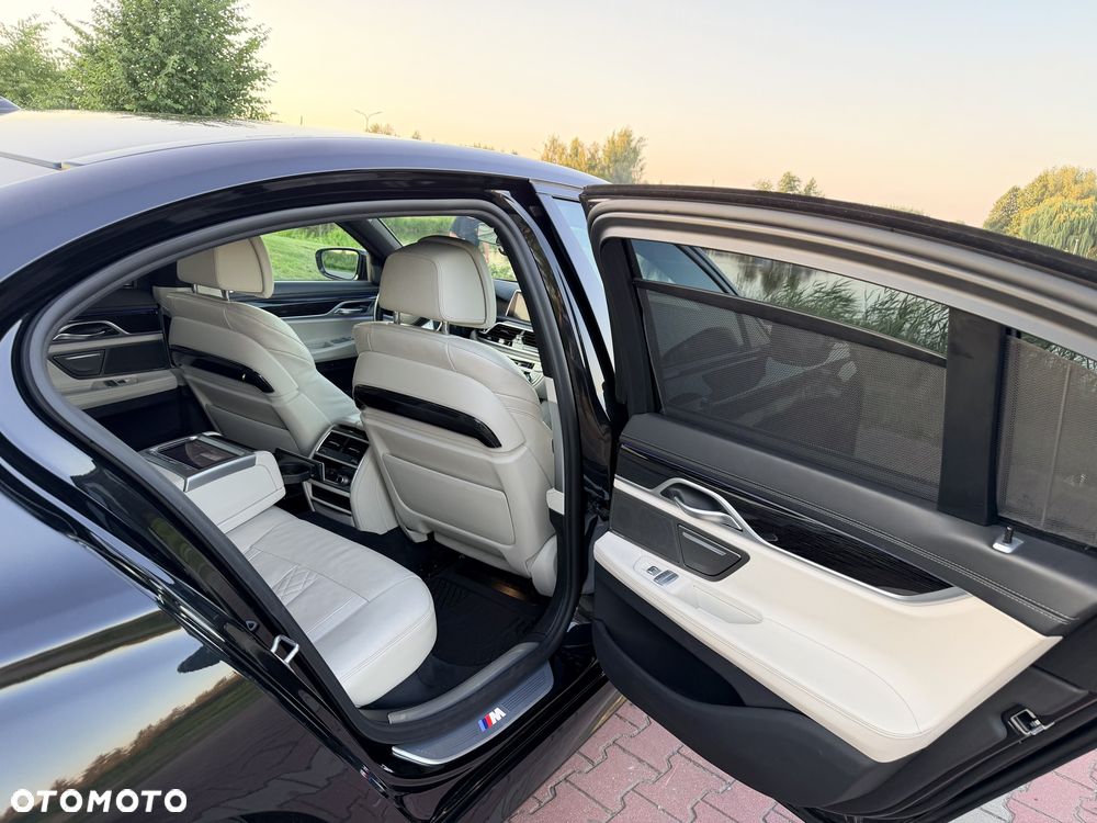 BMW Seria 7 750d xDrive - 12