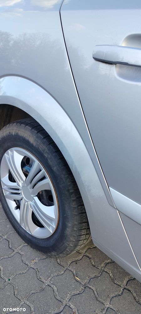 Opel Astra 1.4 - 10