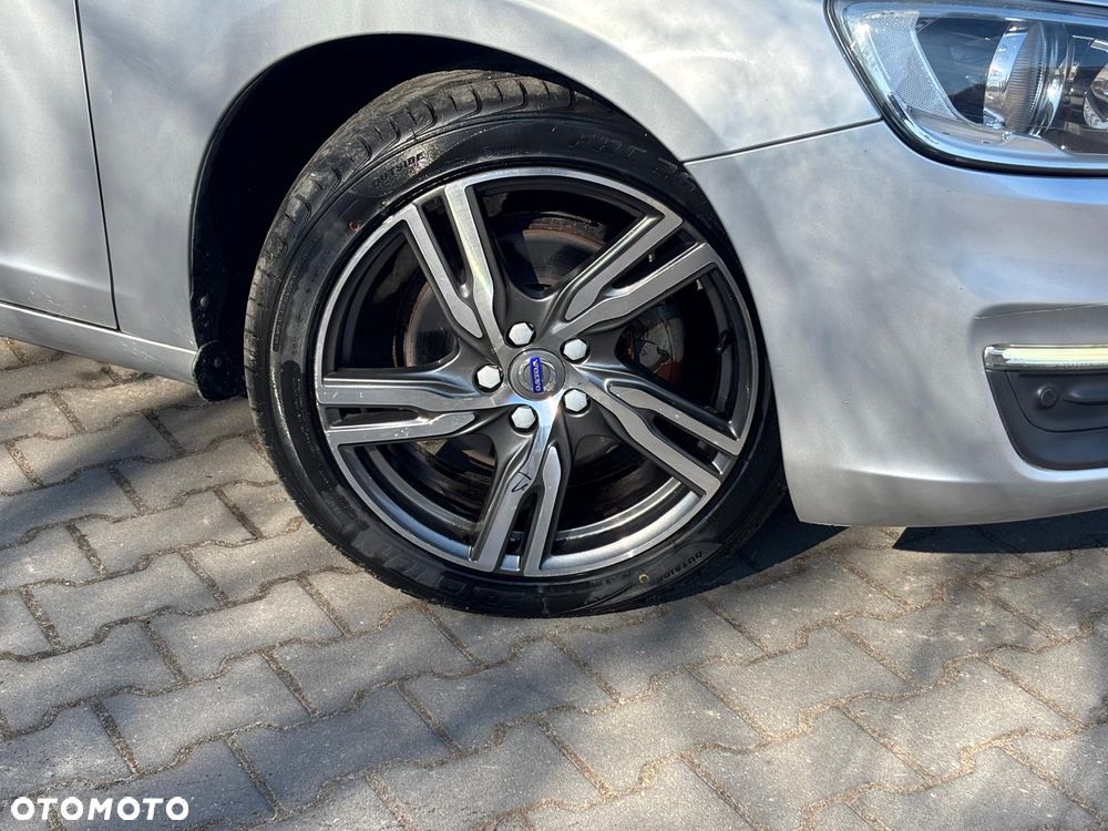 Volvo V60 D2 Drive-E Kinetic - 10
