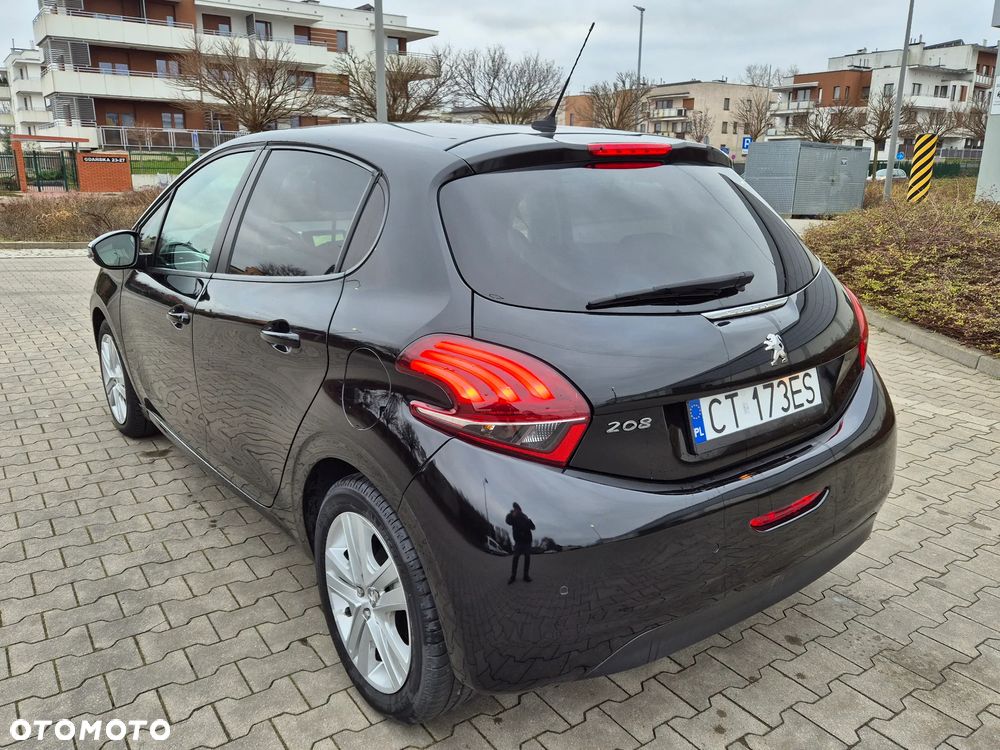 Peugeot 208 - 7
