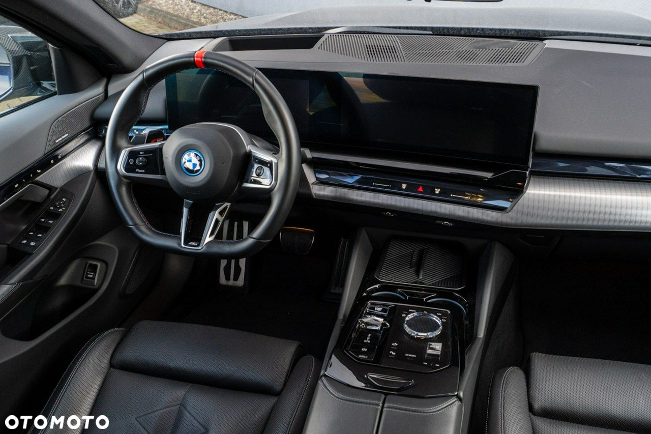 BMW i5 - 19
