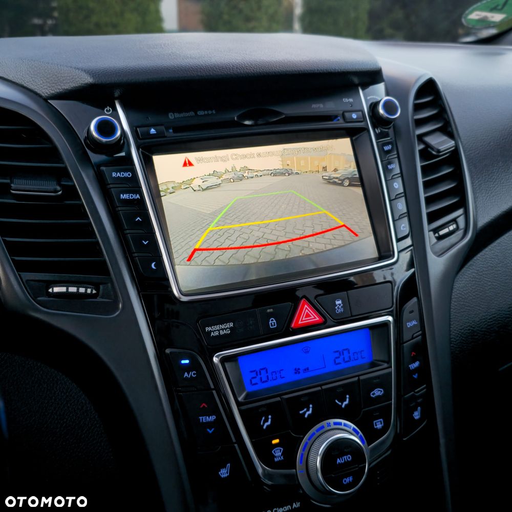 Hyundai i30 blue 1.6 GDI Passion - 20