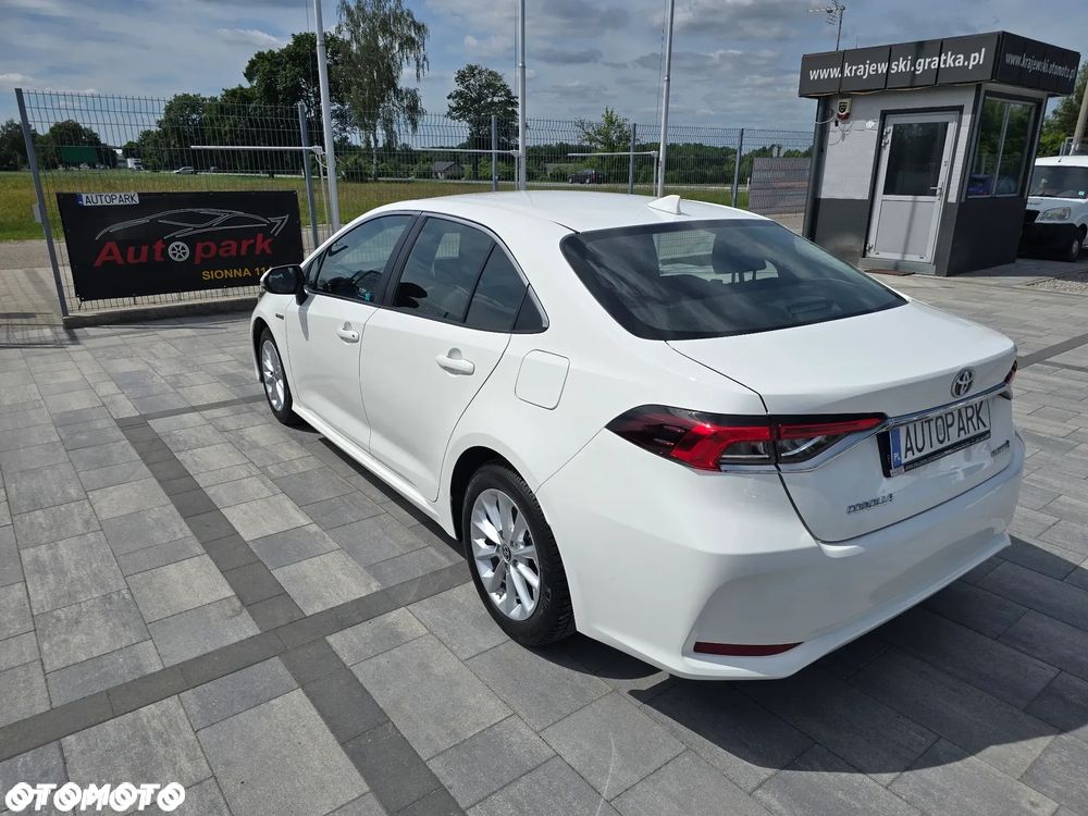 Toyota Corolla - 11