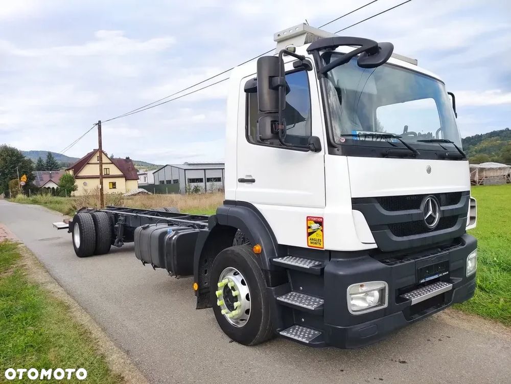 Mercedes-Benz AXOR 1829 rama do zabudowy blokada mostu - 3