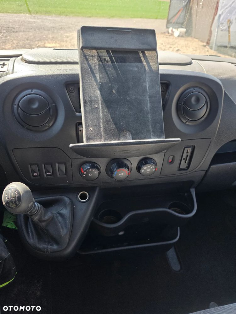 Renault Master - 15