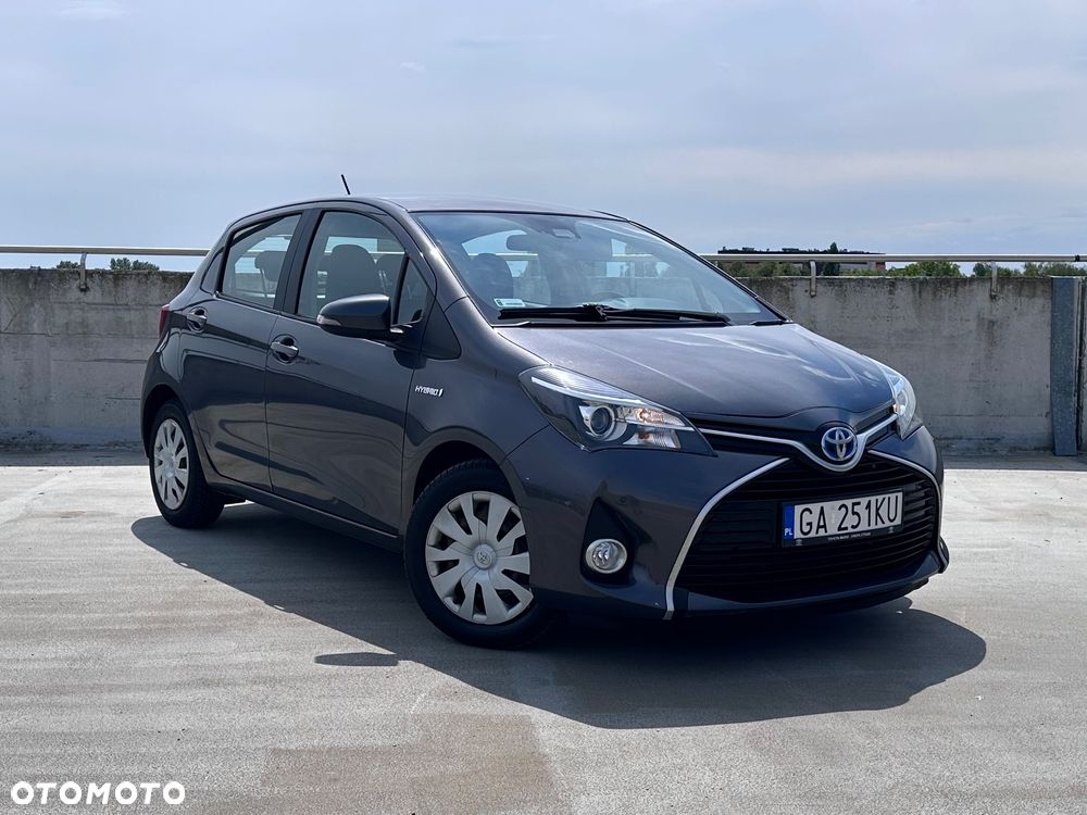 Toyota Yaris Hybrid 100 Premium EU6 - 1
