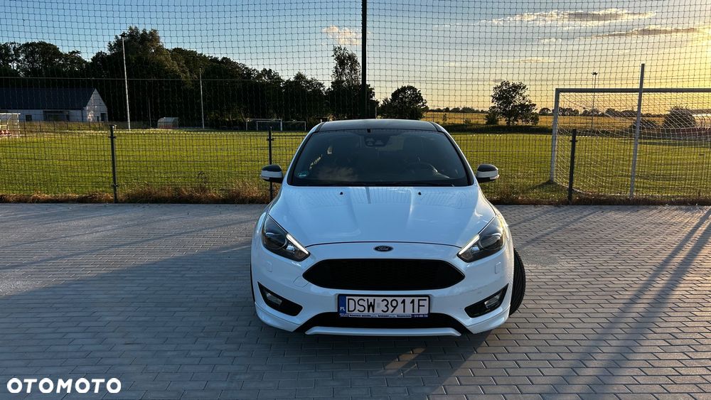 Ford Focus 1.5 EcoBoost ST-Line - 3