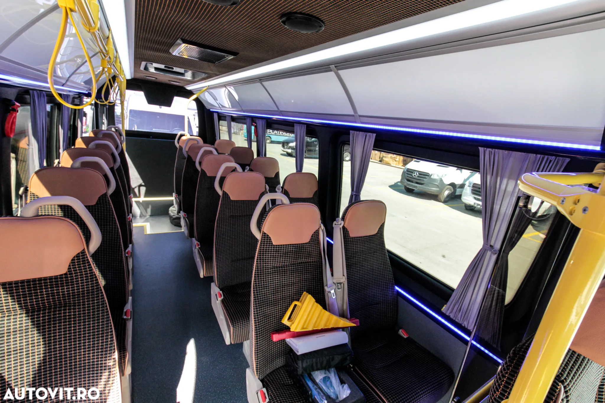 Mercedes-Benz Sprinter 517 15+12+1+1scaun rotile  *COC* - 13