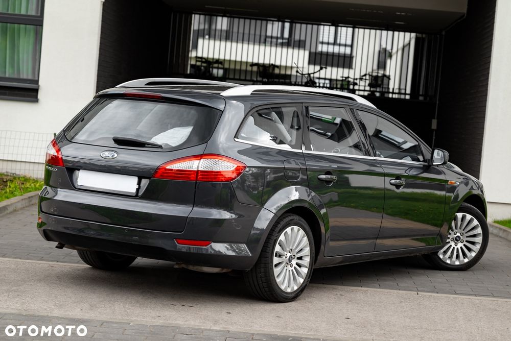 Ford Mondeo SW 2.5 Titanium - 14