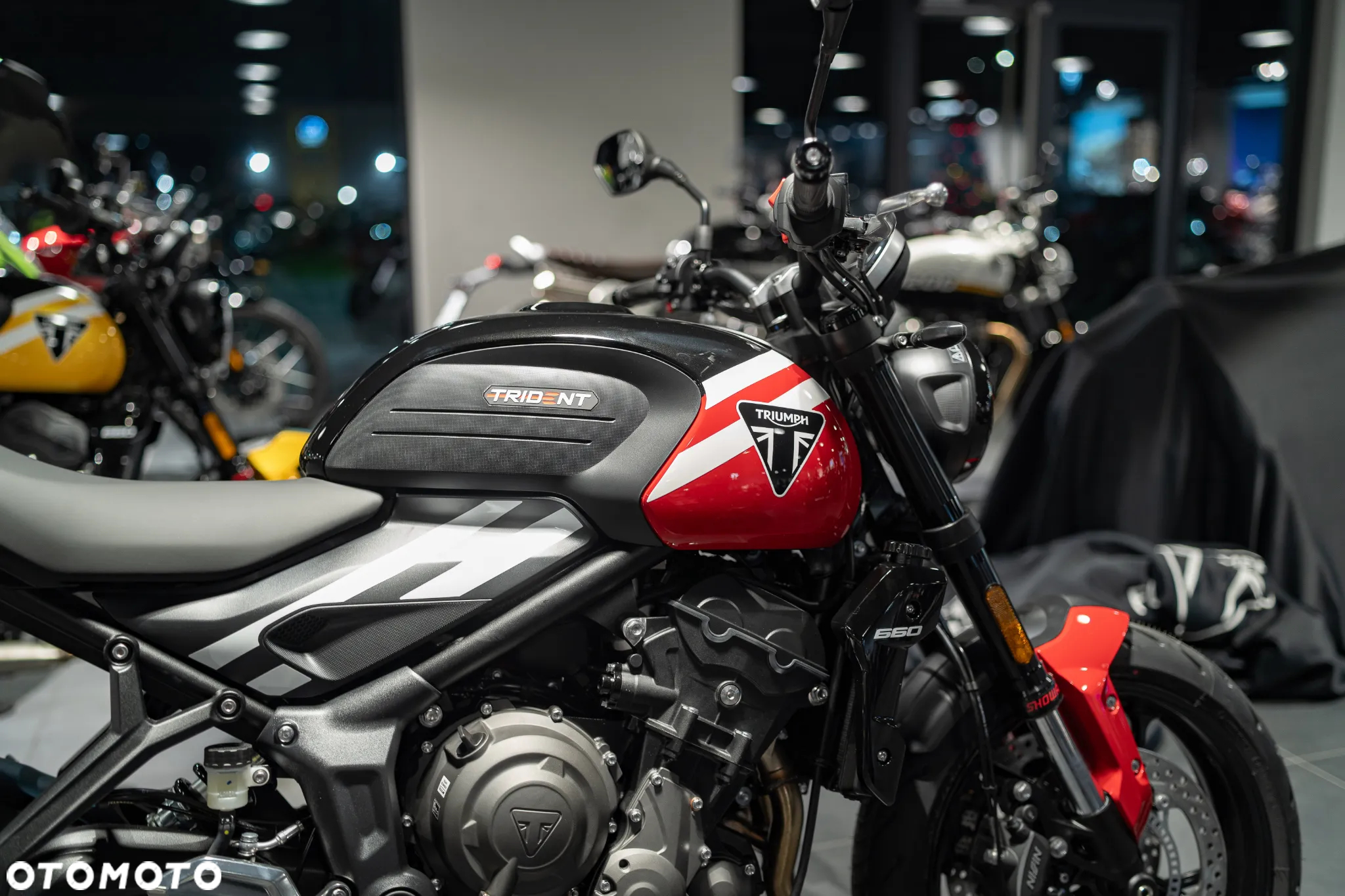 Triumph Trident - 11