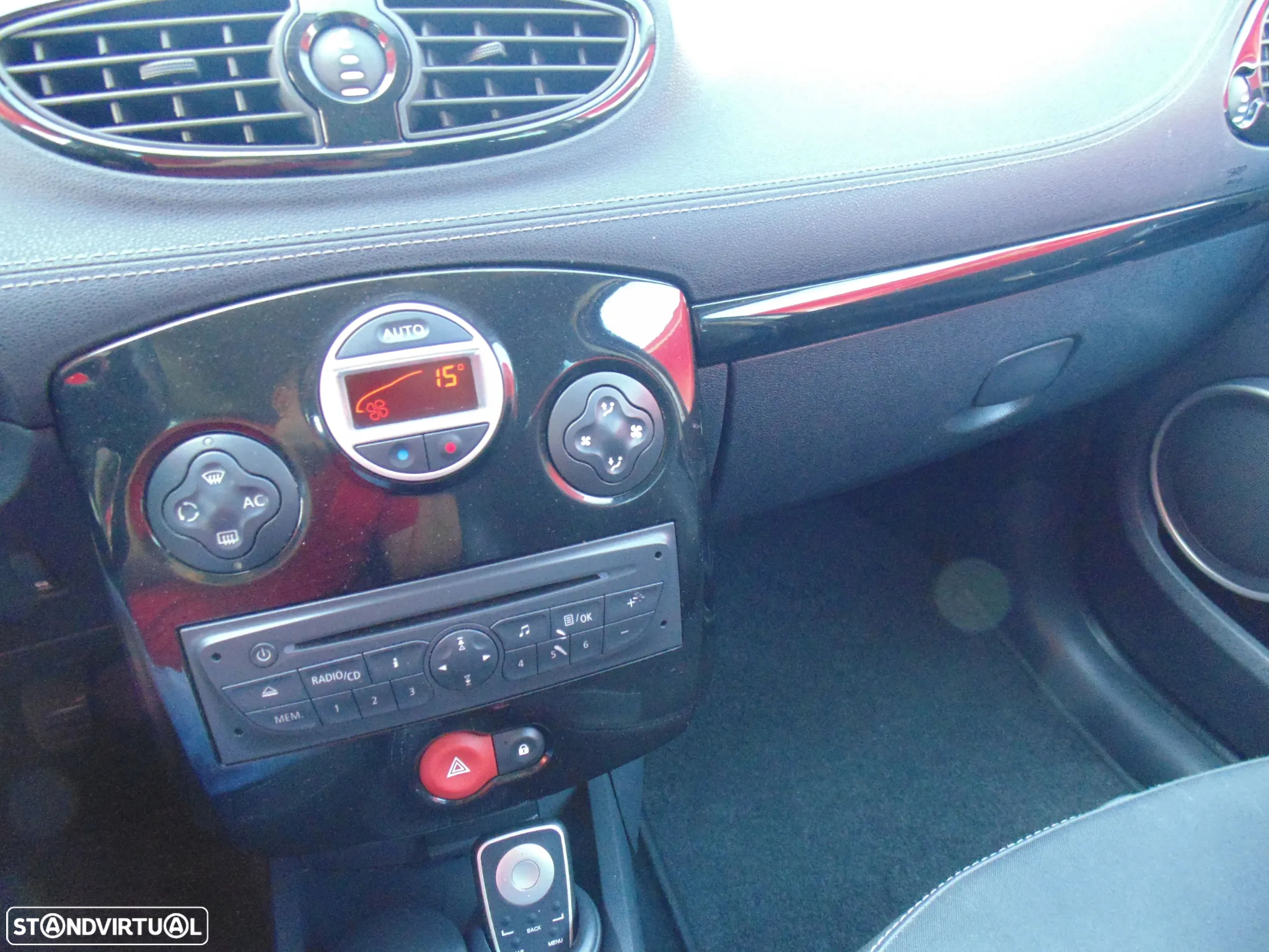 Renault Clio Break 1.5 dCi Dynamique S - 28
