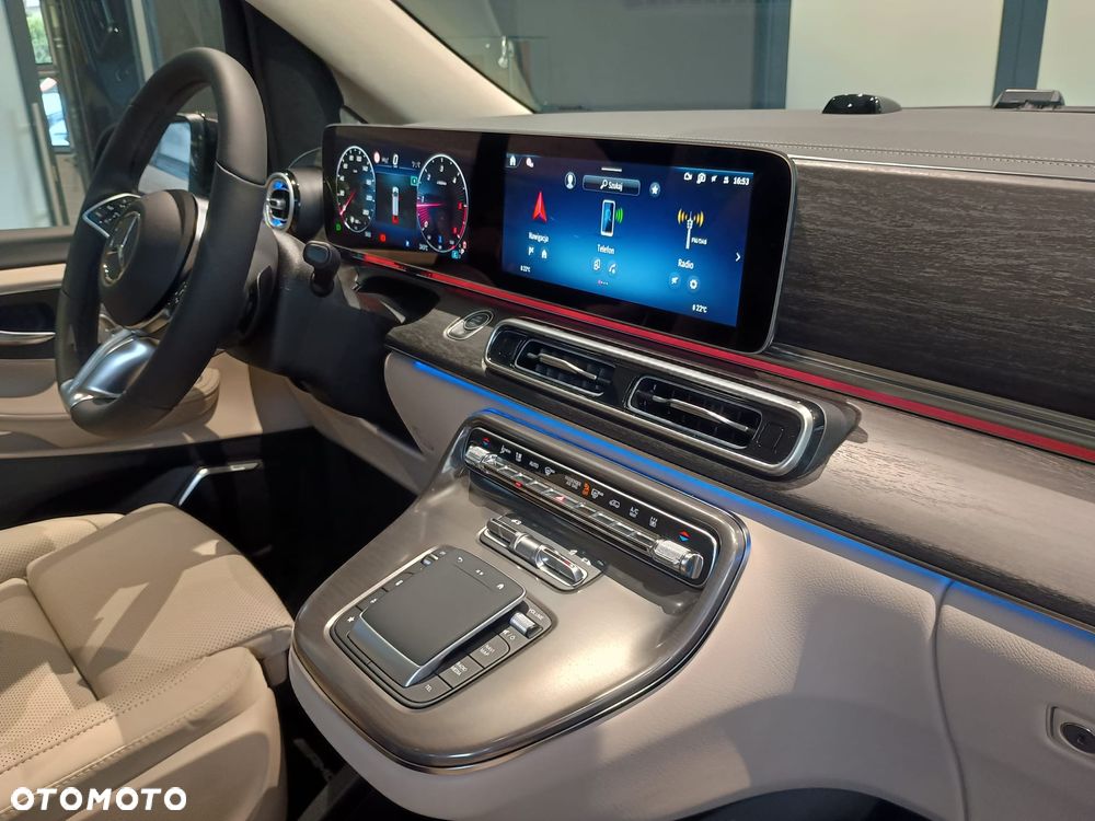 Mercedes-Benz Klasa V 300 d 4-Matic Exclusive 9G-Tronic (d³ugi) - 21