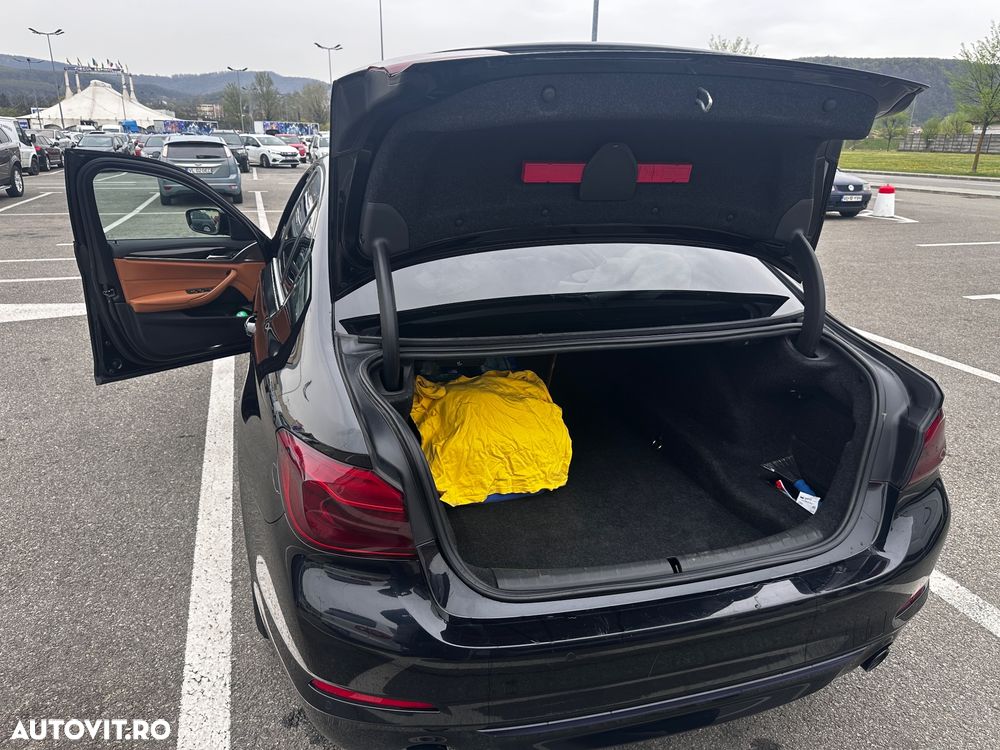 BMW Seria 5 520d AT - 7