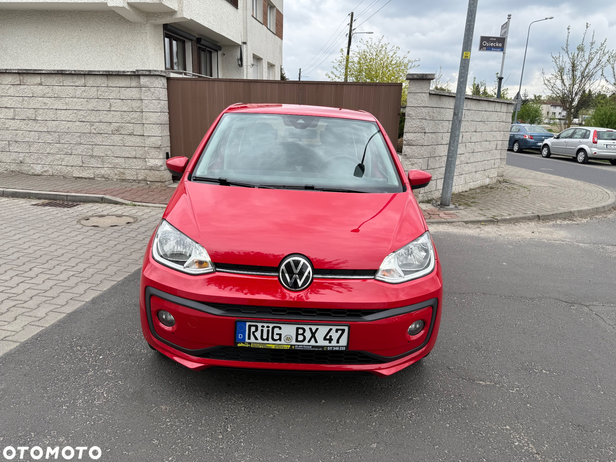 Volkswagen up! colour fortana red - 23