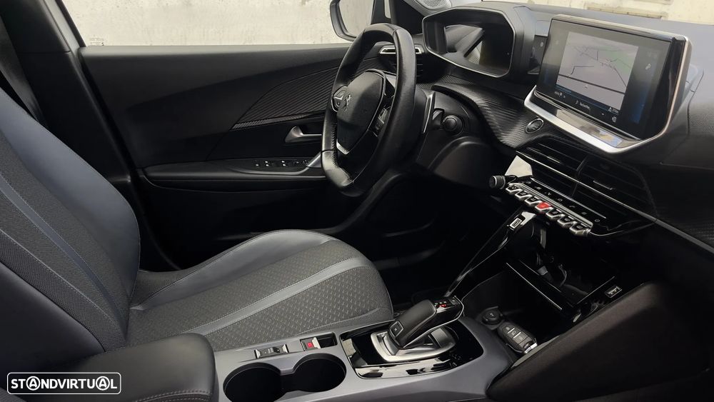 Peugeot 2008 PureTech 130 EAT8 Allure - 10
