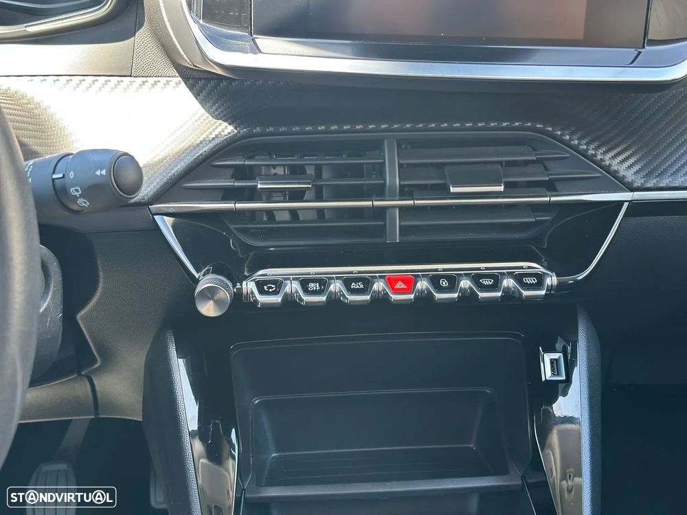 Peugeot 208 1.2 PureTech Active - 21