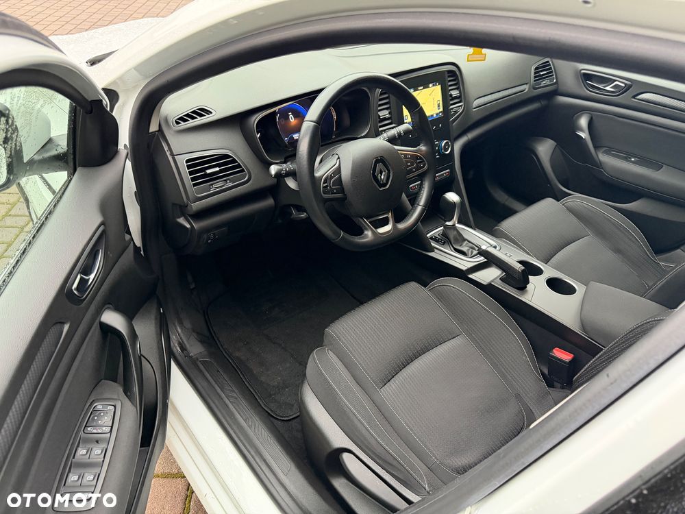 Renault Megane BLUE dCi 115 EDC TECHNO - 19