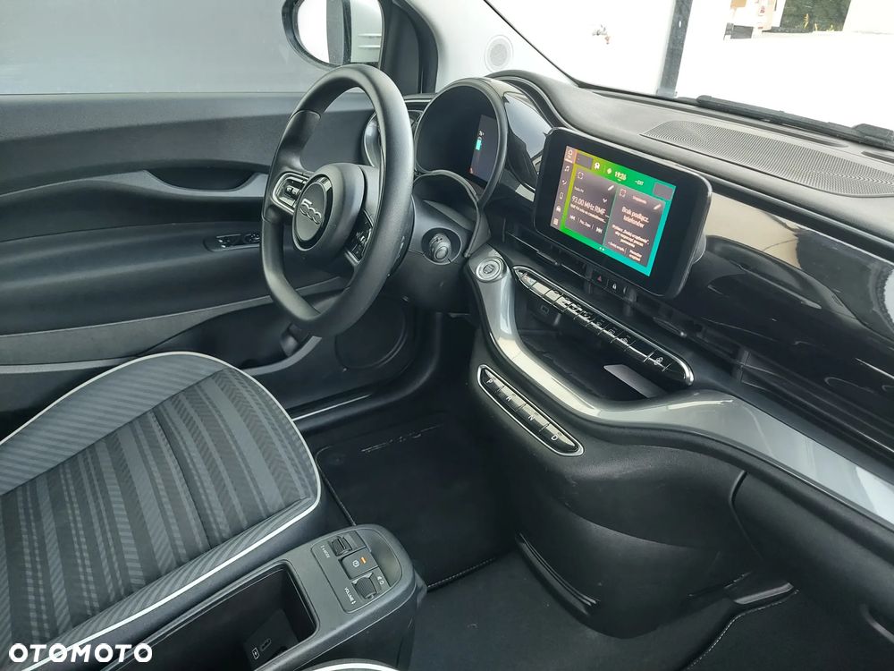Fiat 500e by Bocelli - 7