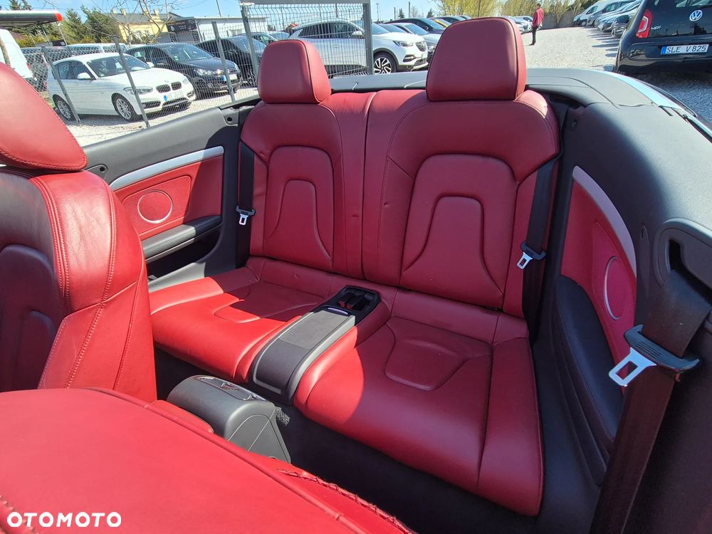 Audi A5 Cabrio - 27