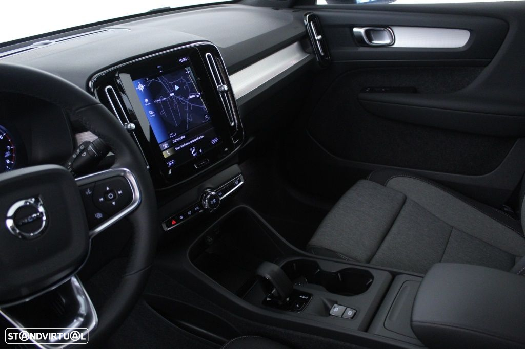 Volvo XC 40 1.5 T2 Core Auto - 32