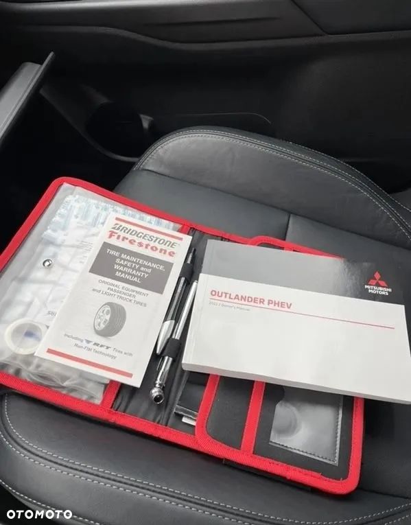 Mitsubishi Outlander PHEV Intense + - 16