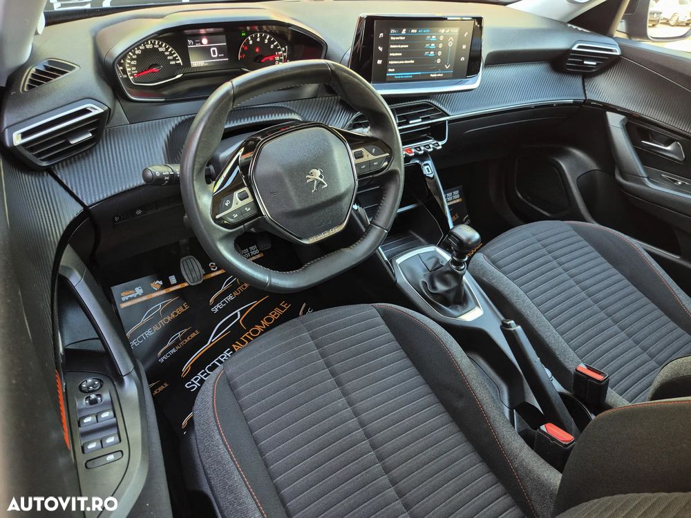 Peugeot 2008 PureTech 130 Allure Pack - 15