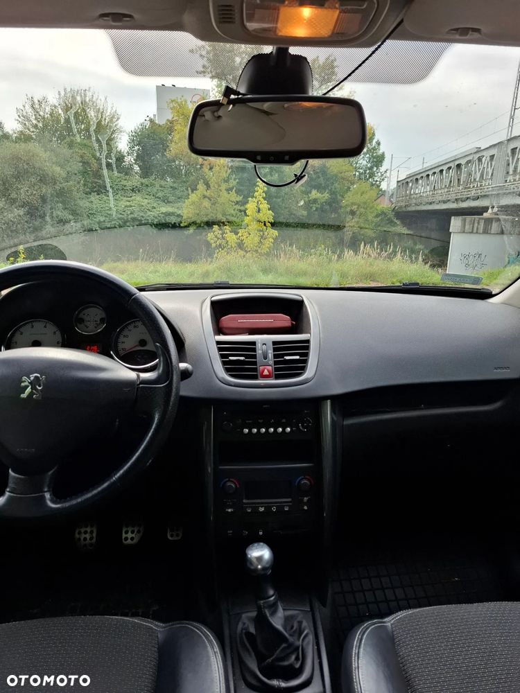 Peugeot 207 150 Turbo Platinum - 16