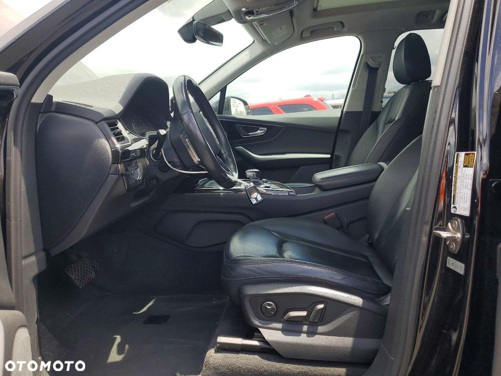 Audi Q7 - 8