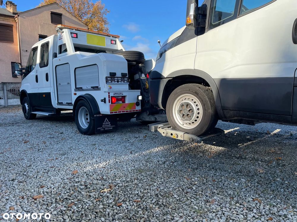 Iveco Daily 70C17 Pomoc drogowa Holownik 2016r - 12