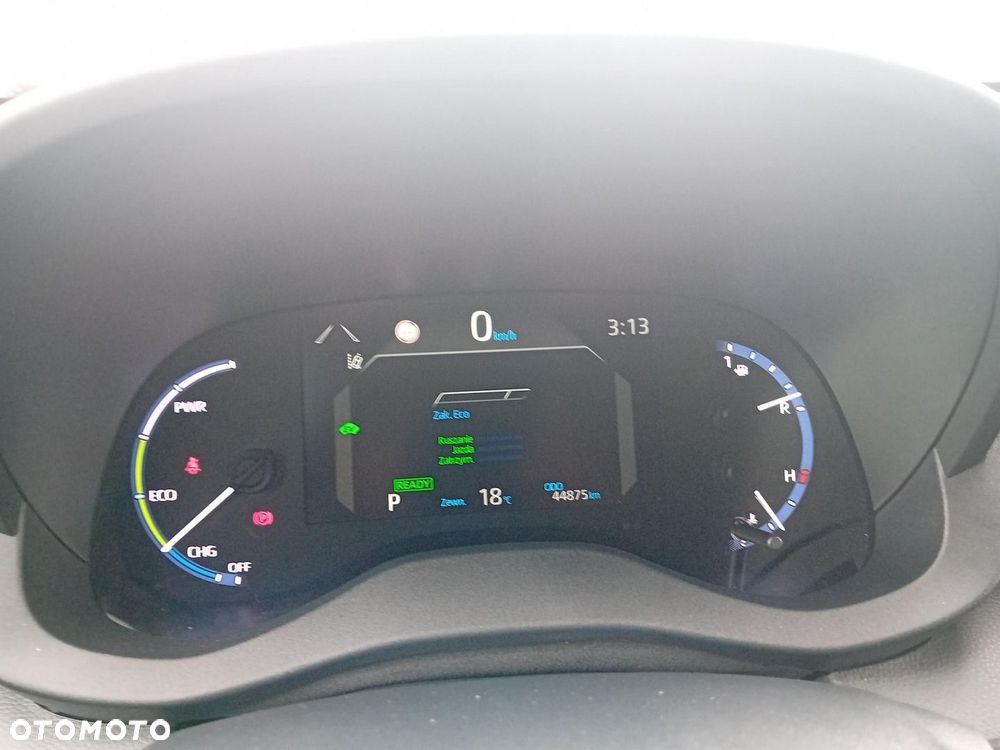 Toyota Yaris Cross - 16